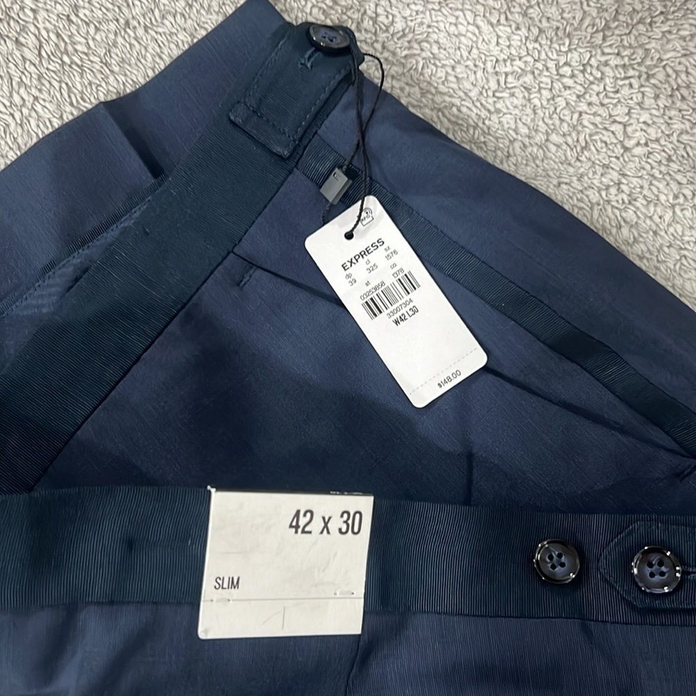 [Express] NWT Slim Navy Performance Stretch
Wool-Blend Tuxedo Pant - Picture 5 of 6